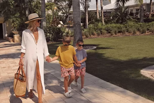 @champagneandmacaroons